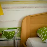 Nefelejcs Apartmanhaz Денешдиаш
