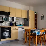 Appartement Nefelejcs Apartmanhaz Gyenesdiás
