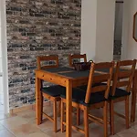 Nefelejcs Apartmanhaz Апартаменты