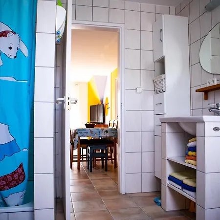 Nefelejcs Apartmanhaz Gyenesdiás