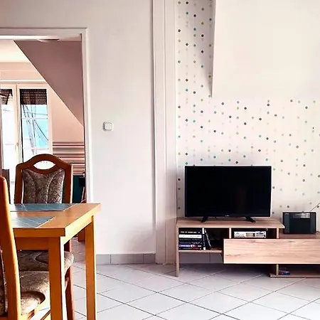 شقة Nefelejcs Apartmanhaz *