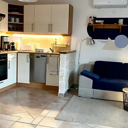 Nefelejcs Apartmanhaz Apartmán Gyenesdiás