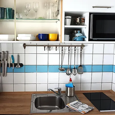 Nefelejcs Apartmanhaz * Денешдиаш