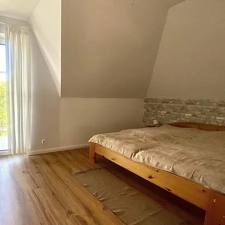 Nefelejcs Apartmanhaz * Денешдиаш