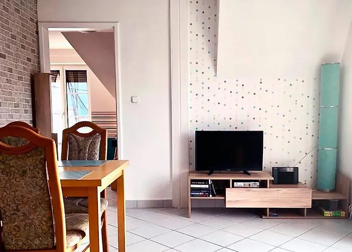 Apartament Nefelejcs Apartmanhaz *